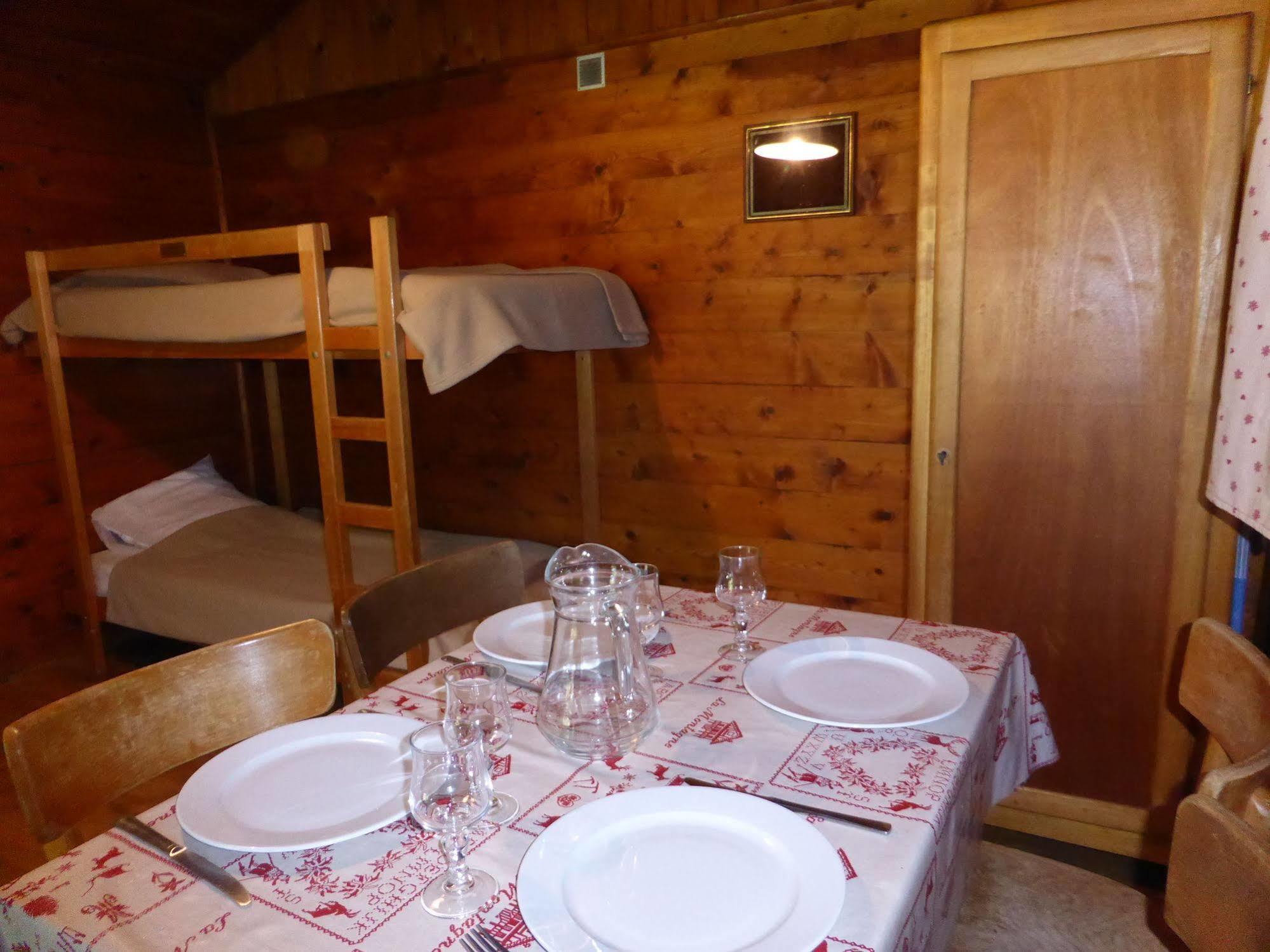 Domancy Camping L'Ecureuil - Mont-Blanc Village المظهر الخارجي الصورة