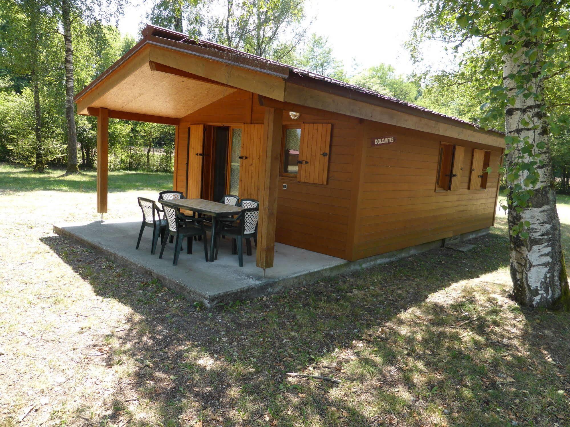Domancy Camping L'Ecureuil - Mont-Blanc Village المظهر الخارجي الصورة