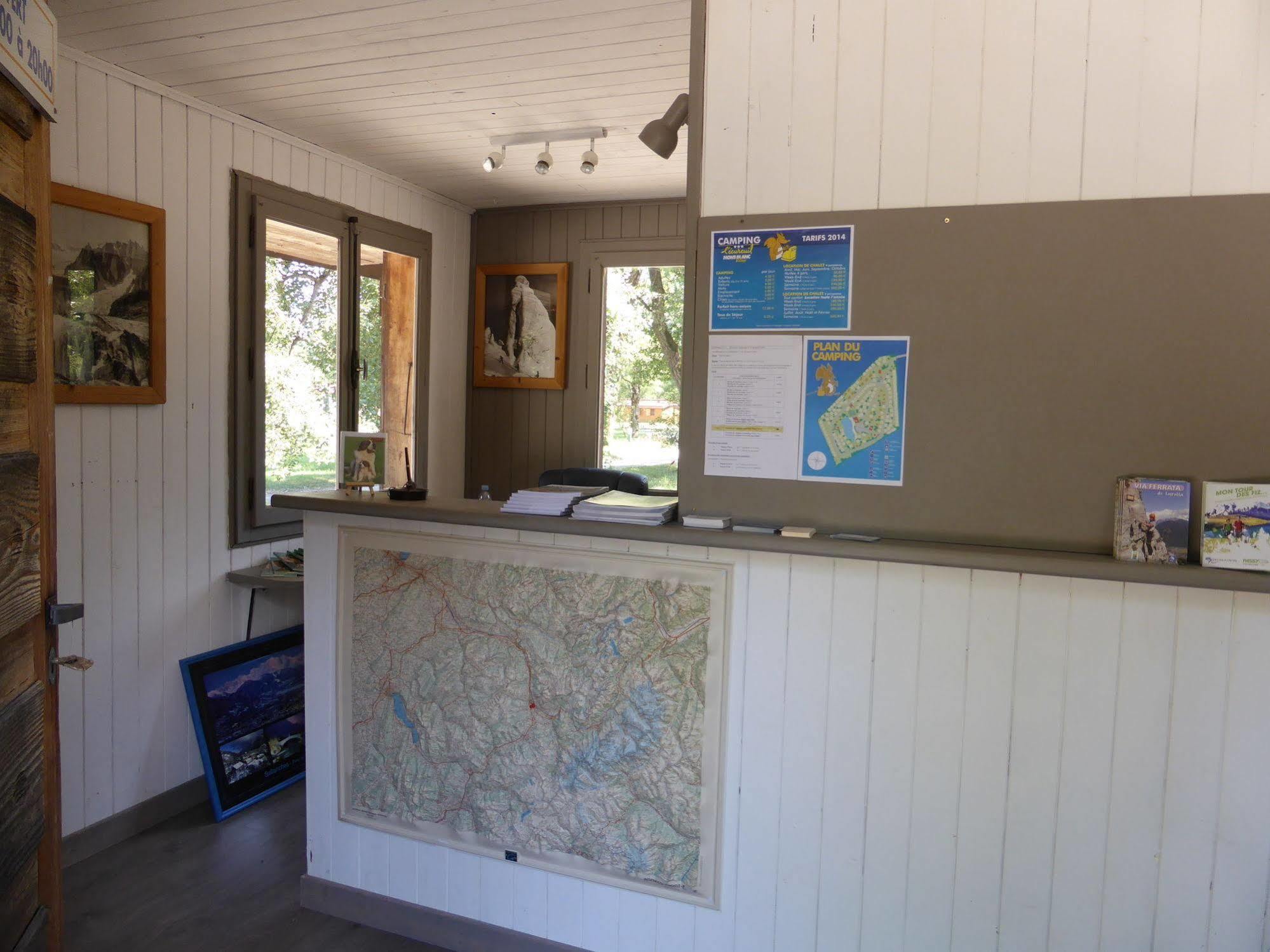 Domancy Camping L'Ecureuil - Mont-Blanc Village المظهر الخارجي الصورة